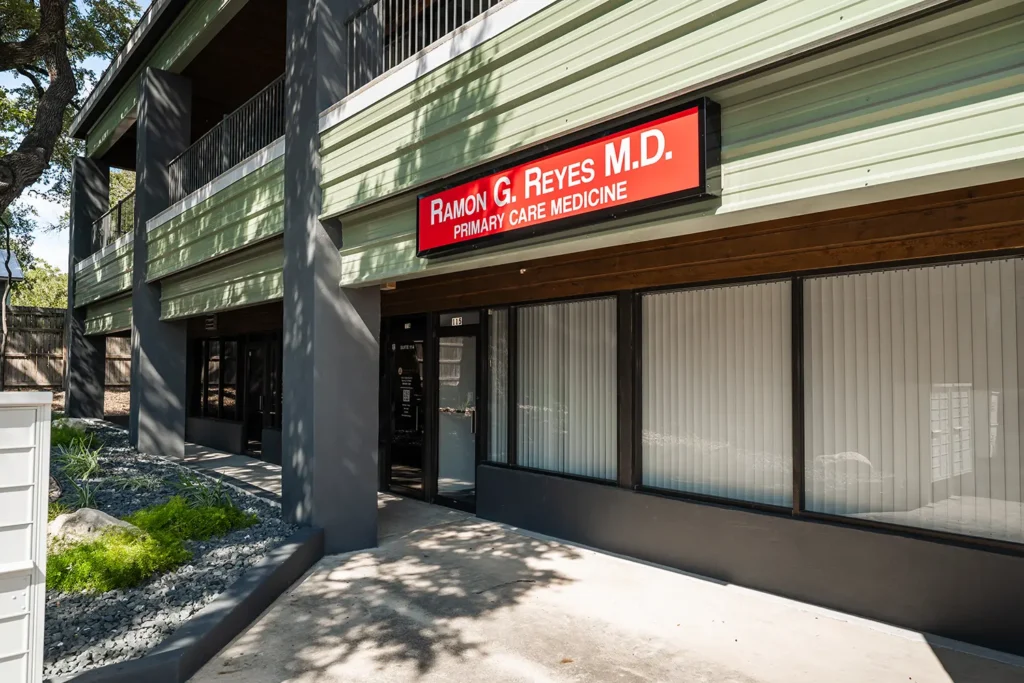 Ramon Reyes, M.D. office clinic tour